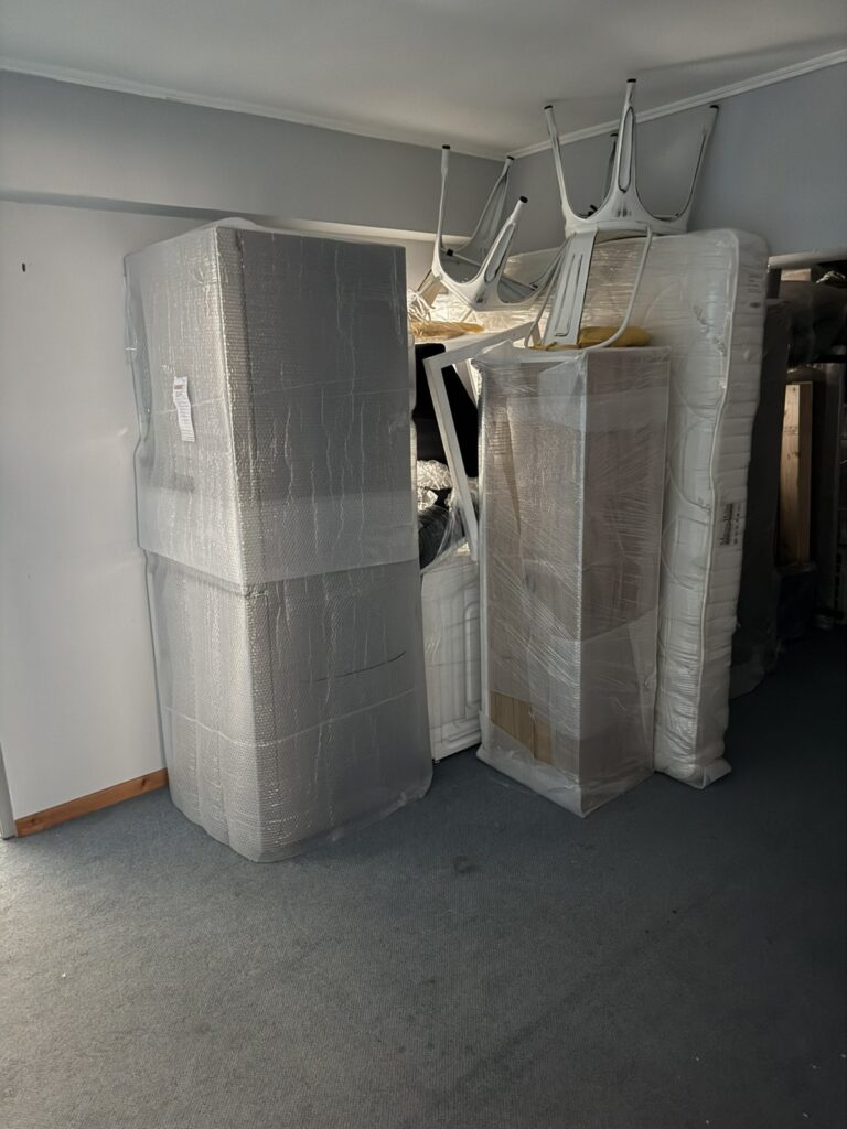 Αποθήκη με το μήνα στον Πειραιά για ασφαλή φύλαξη επίπλων και οικοσκευών